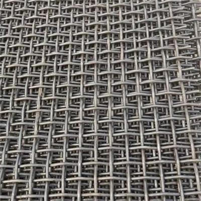 Mangāna stiepļu siets